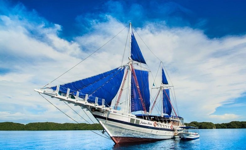 Palau Siren Palau liveaboards | Infinite Blue Dive Travel